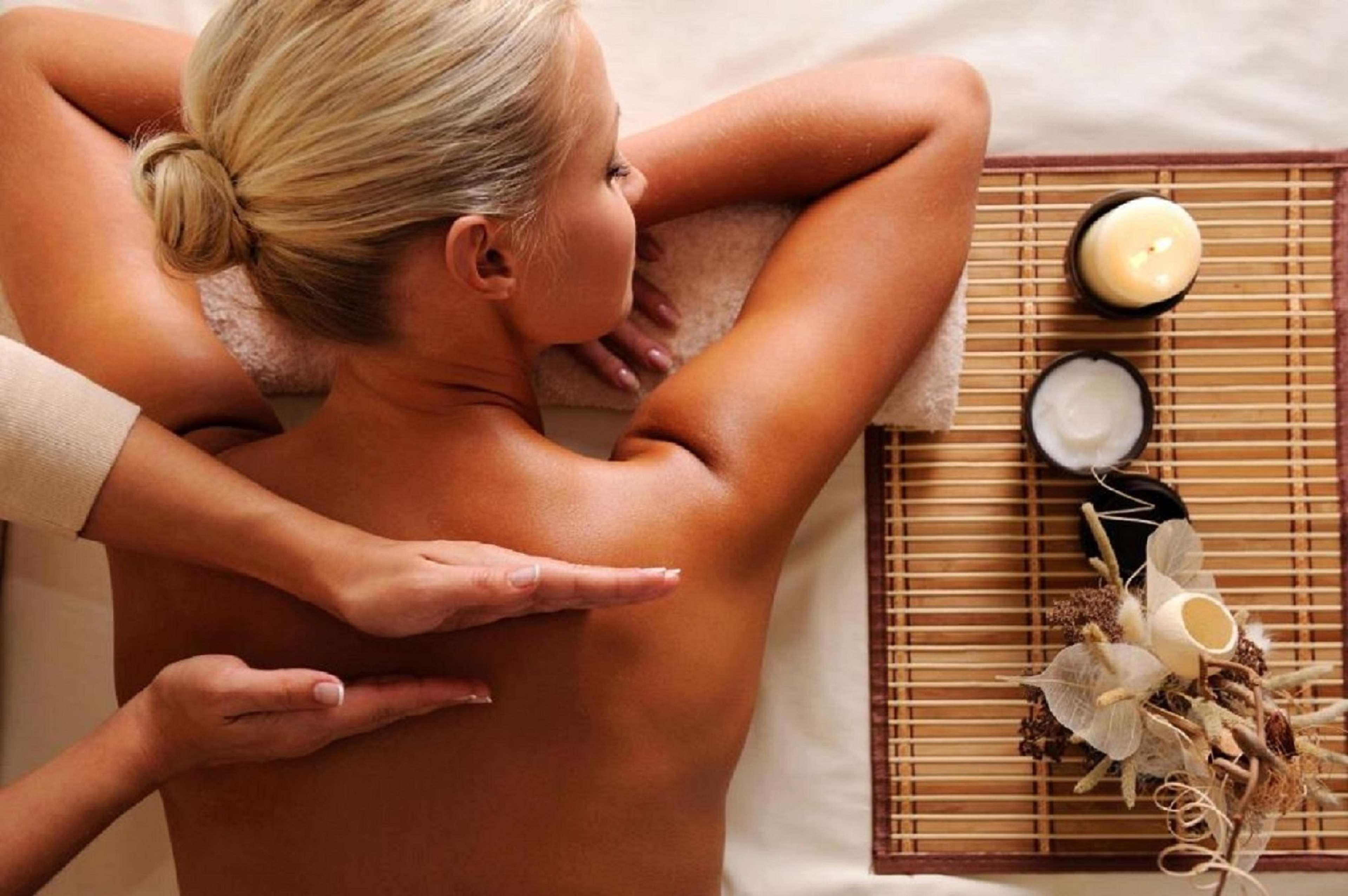Kyriad Restaurant Centre Spa ヴィシー エクステリア 写真